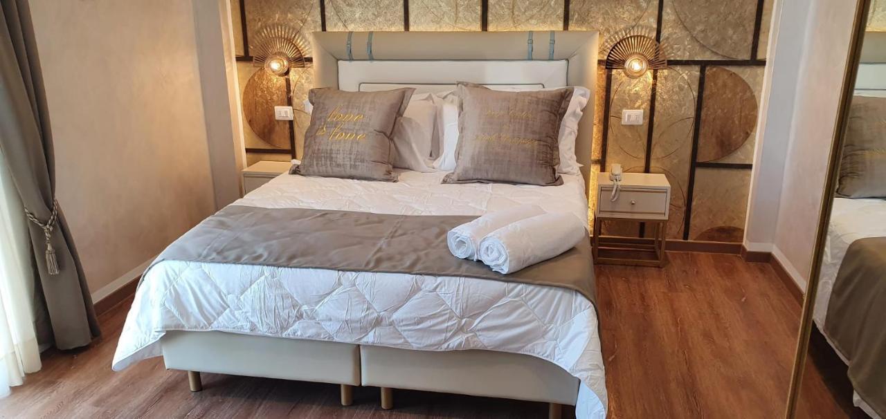 רימיני Amsterdam Suite Hotel & Spa מראה חיצוני תמונה