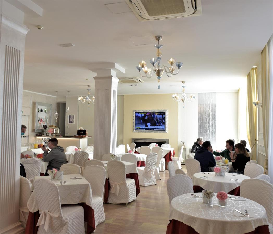 רימיני Amsterdam Suite Hotel & Spa מראה חיצוני תמונה