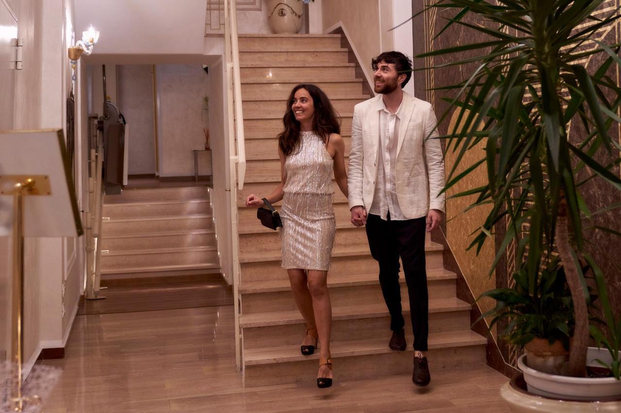 רימיני Amsterdam Suite Hotel & Spa מראה חיצוני תמונה